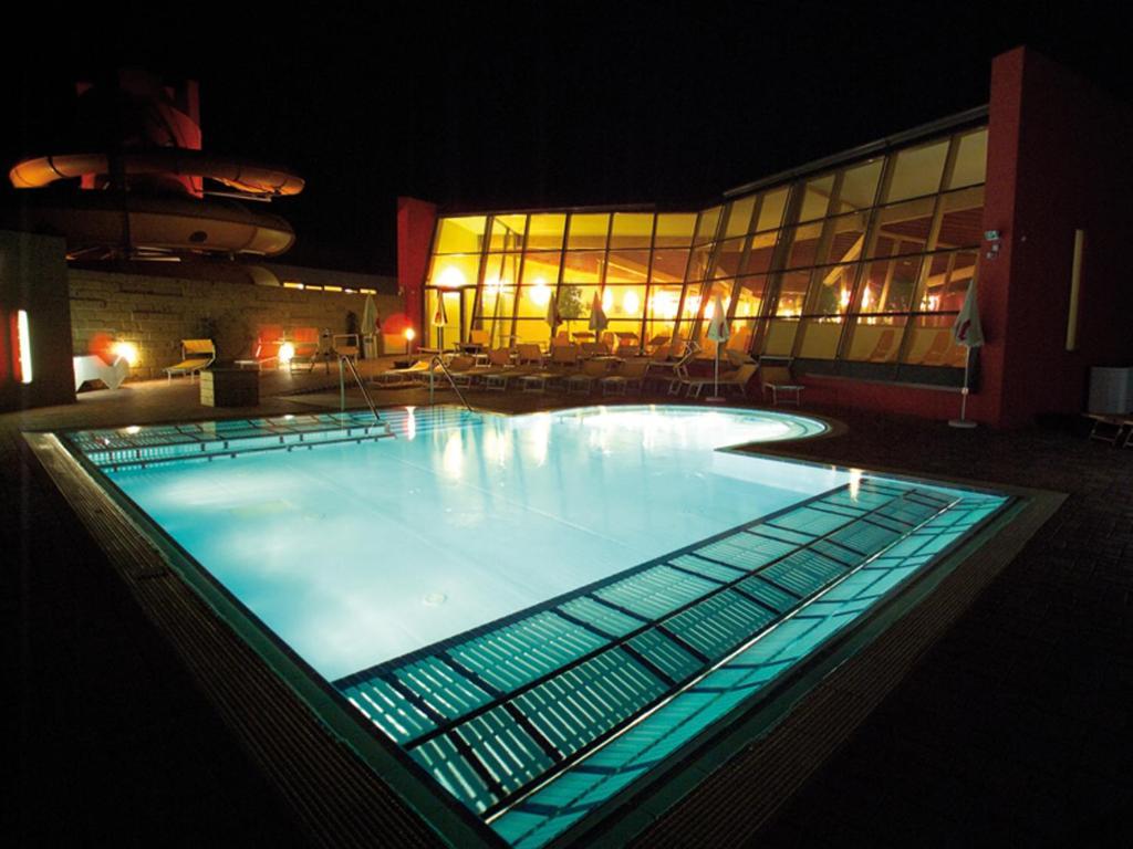 H2O Hotel-Therme-Resort, Fuer Familien Mit Kindern Bad Waltersdorf Exterior photo