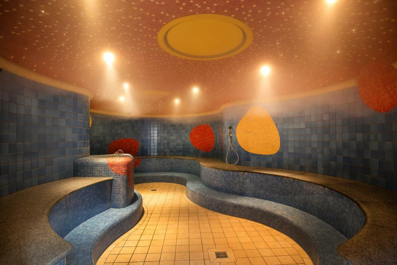 H2O Hotel-Therme-Resort, Fuer Familien Mit Kindern Bad Waltersdorf Exterior photo